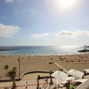 Apartment Luxury Cristianos Beachfront, Los Cristianos (Tenerife)